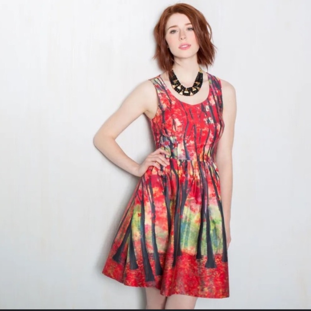 🐲💙 ModCloth Festive Frondescence Dress